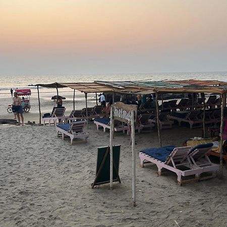 מנדרם Shiva Cottages מראה חיצוני תמונה