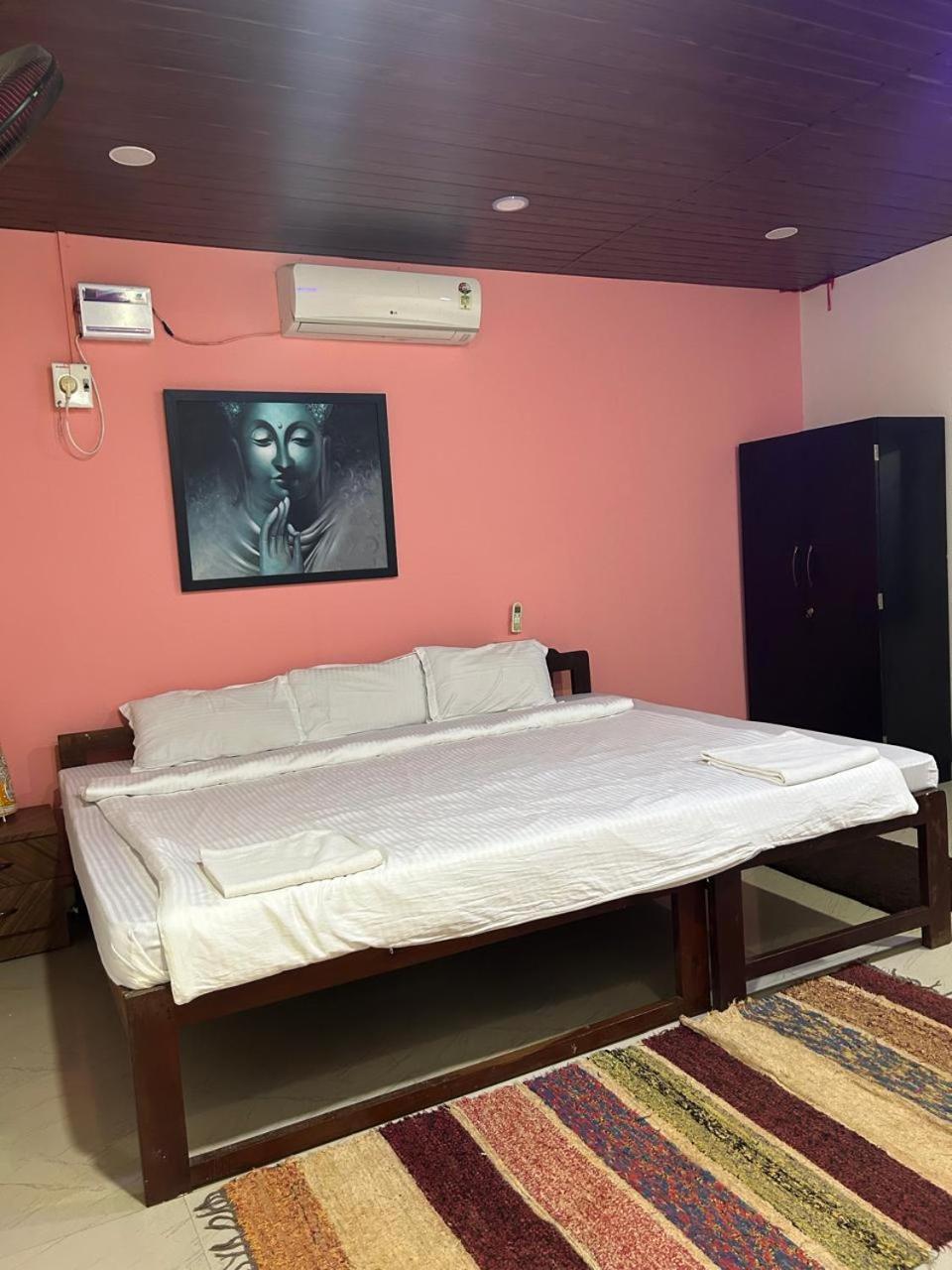 מנדרם Shiva Cottages מראה חיצוני תמונה